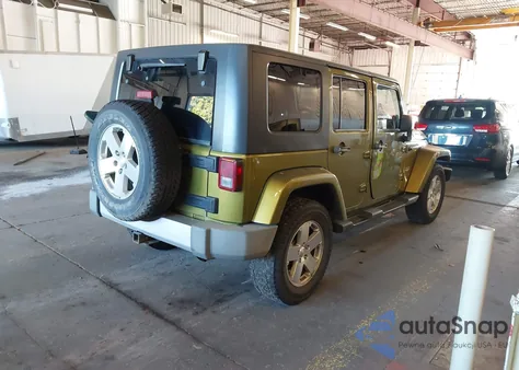 2008 Jeep Wrangler Unlimited Sahara z USA, uszkodzony, nr VIN 1J4GA59128L622043